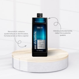Truss Uso Obrigatório Reconstruction Shampoo 1L Truss Uso Obrigatório Reconstruction Shampoo 1L